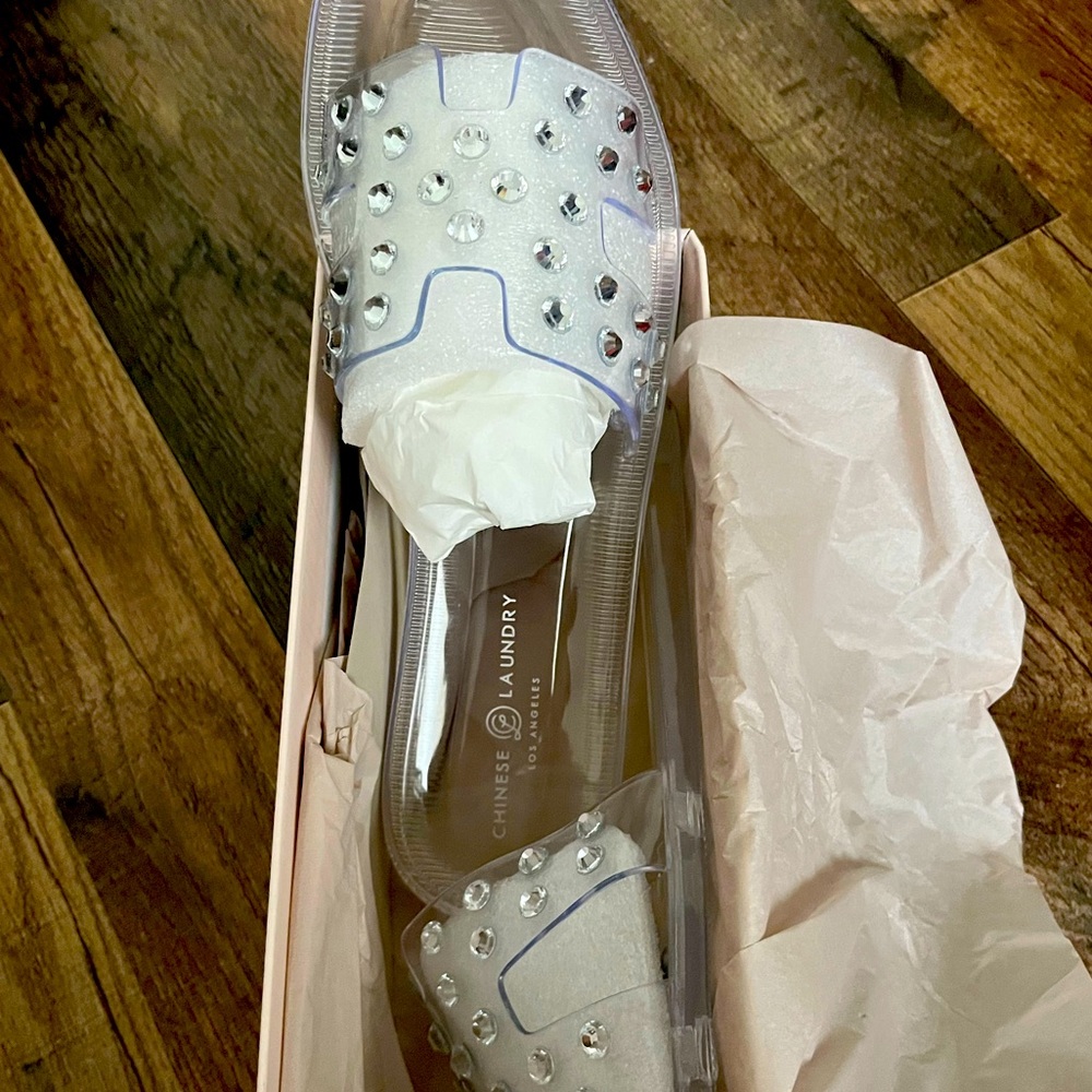 Chinese Laundry jelly slides BRAND NEW